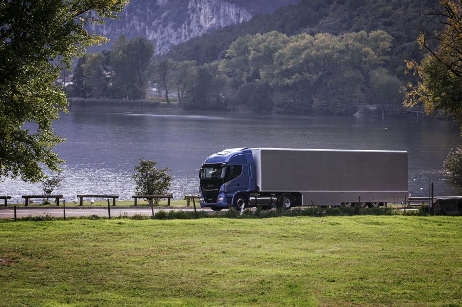  Iveco Stralis 460NP 4x2 2017 года  (фото 27 из 40)